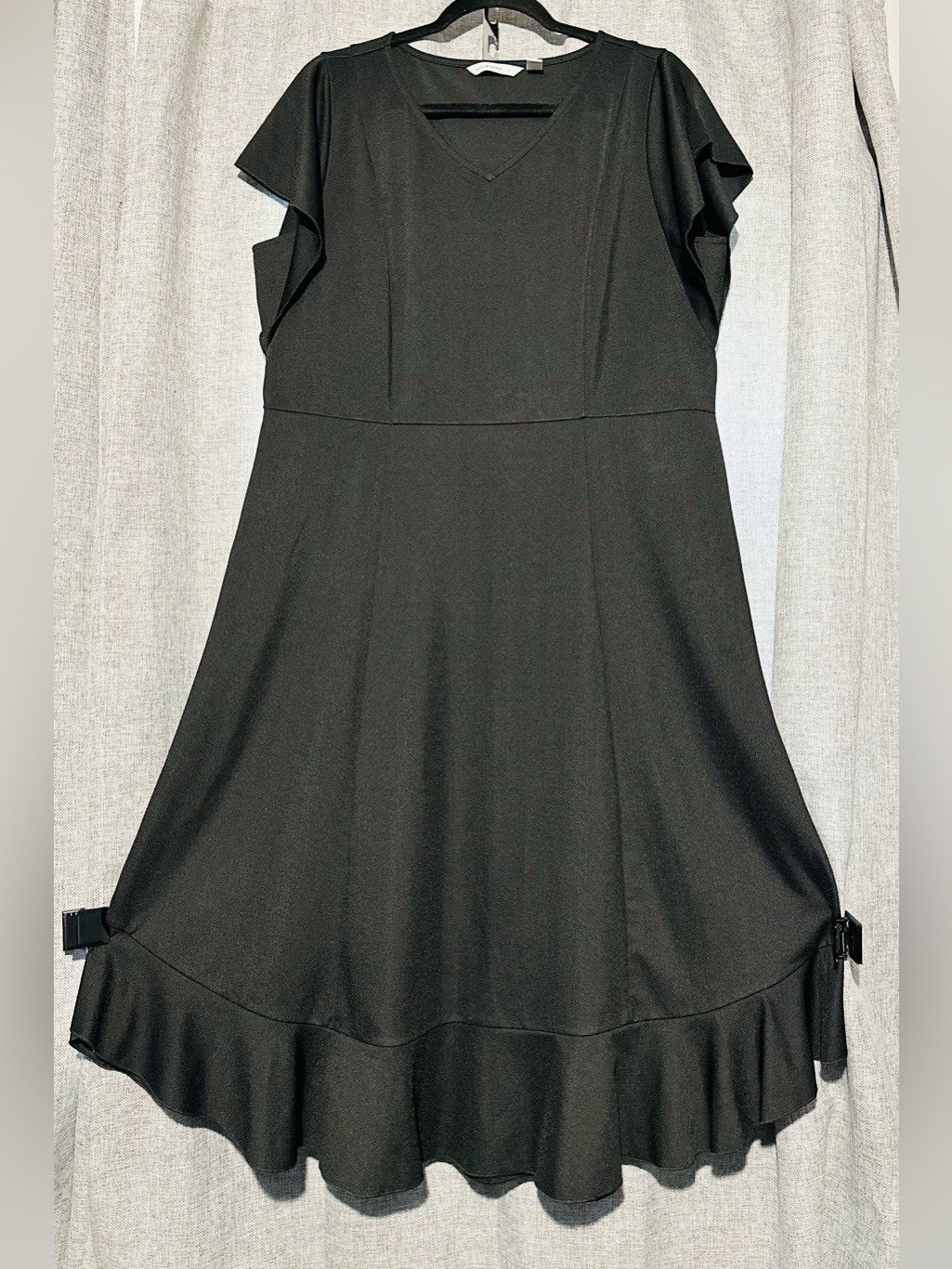 Isaac Mizrahi Live Black Knit Midi Dress Ruffle Hem Flutter Sleeve A-Line Size L
